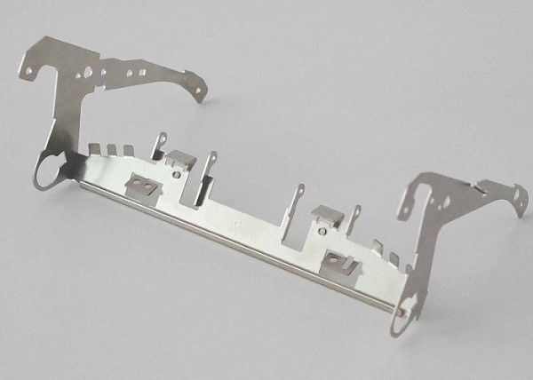 龍崗五金沖壓件加工廠-精密沖壓件