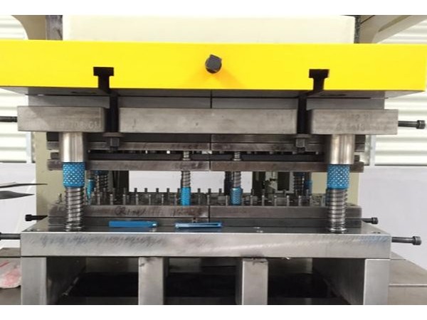 松崗五金沖壓件加工廠,沖壓模具裝配設(shè)計(jì)圖解 沖壓模具設(shè)計(jì)圖